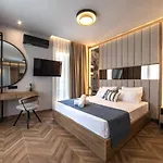 Hotel Mythic Summer 4*