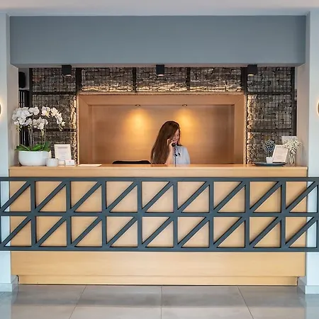 Mythic Summer Paralía