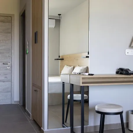 Mythic Summer Hotel 4*