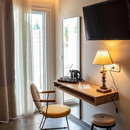 Mythic Summer 4* Paralía