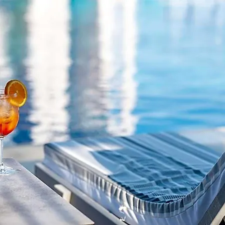 Mythic Summer Otel 4*