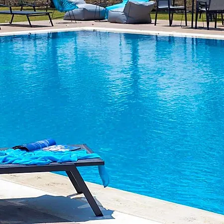 Mythic Summer Paralía