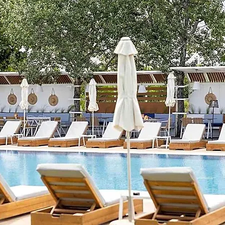 Mythic Summer Hotel 4*
