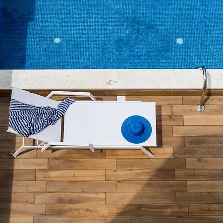 Hotel Mythic Summer 4*