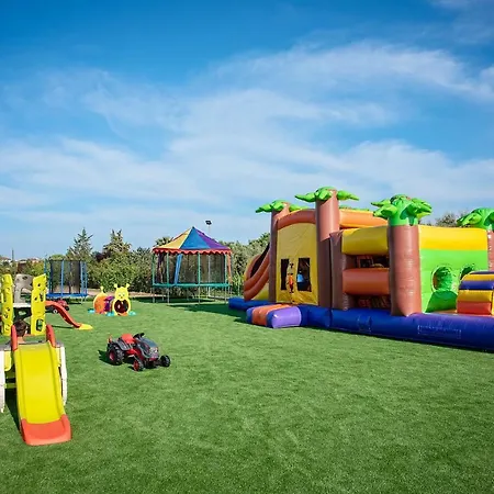 Mythic Summer 4* Paralía