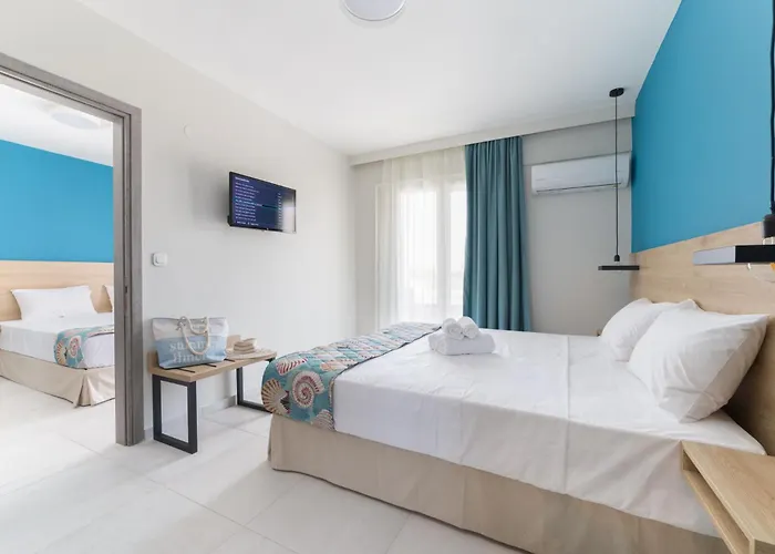 Mythic Summer Paralía