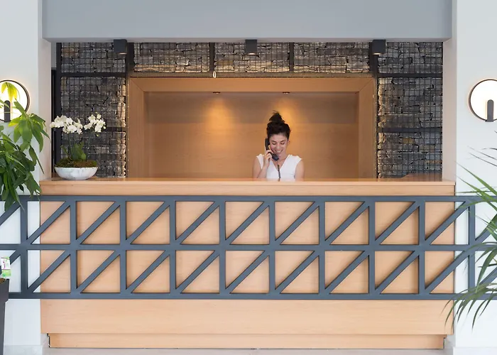 酒店 Mythic Summer