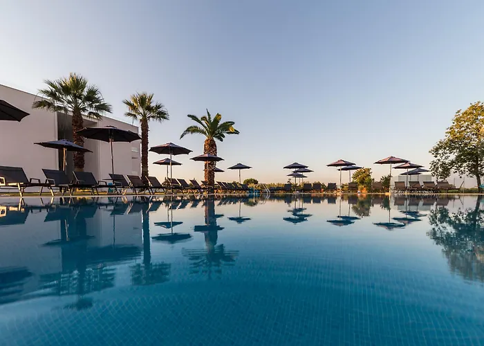 Mythic Summer 4* Paralía