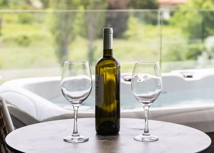 Mythic Summer 酒店 Paralía