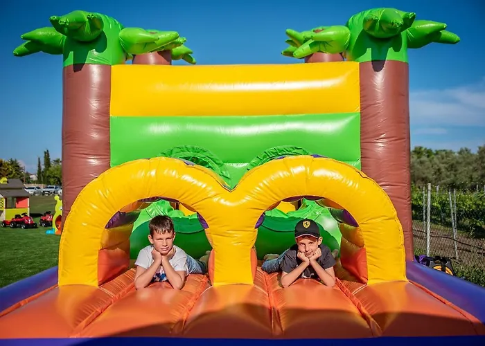 Mythic Summer 4* Paralía